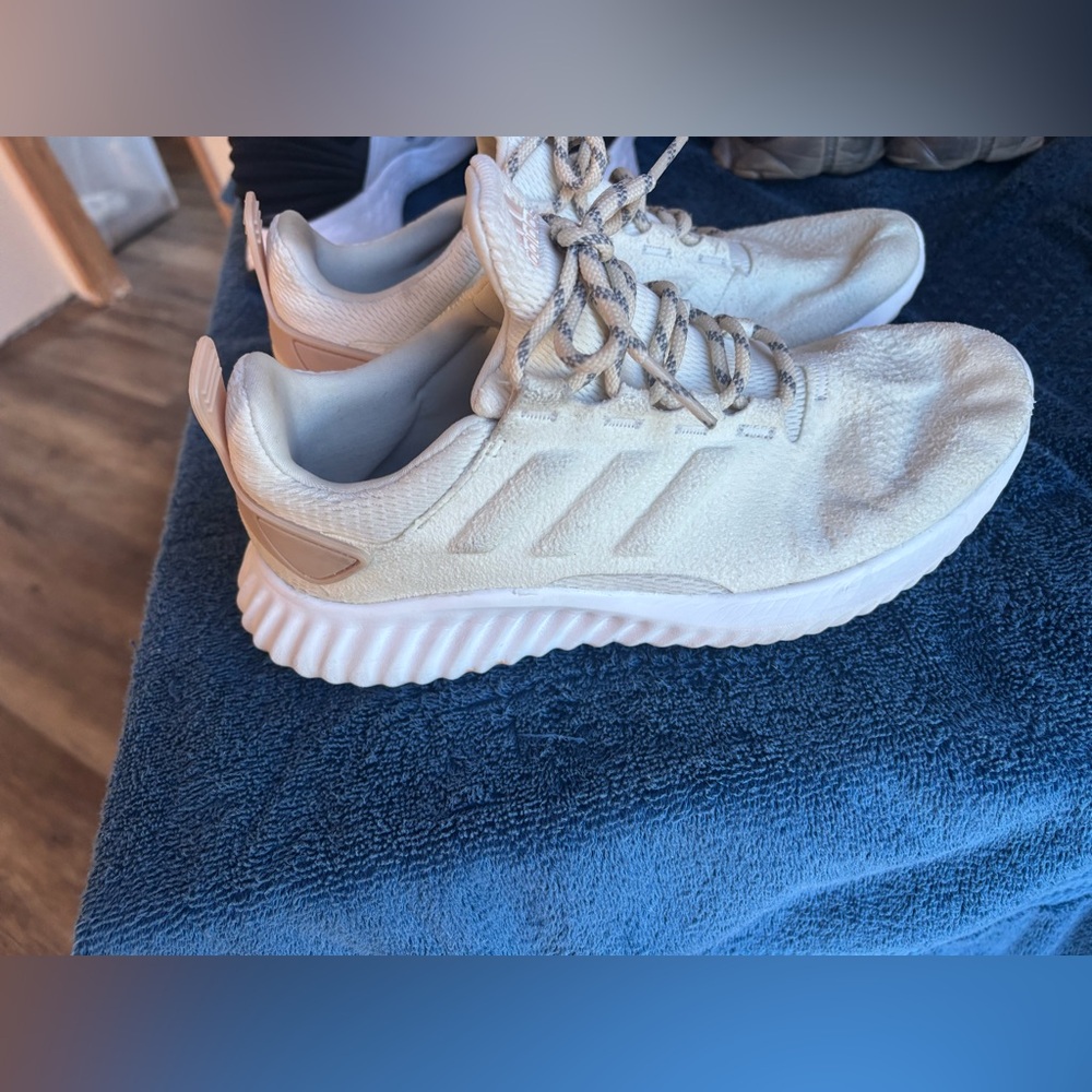 Adidas women's Alphabounce cr W
running shoe